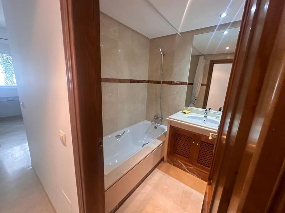 Costalita Beach Apartamento En إِستيبونا المظهر الخارجي الصورة